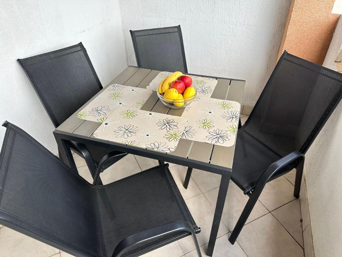 Apartmani Карлобаг Екстер'єр фото