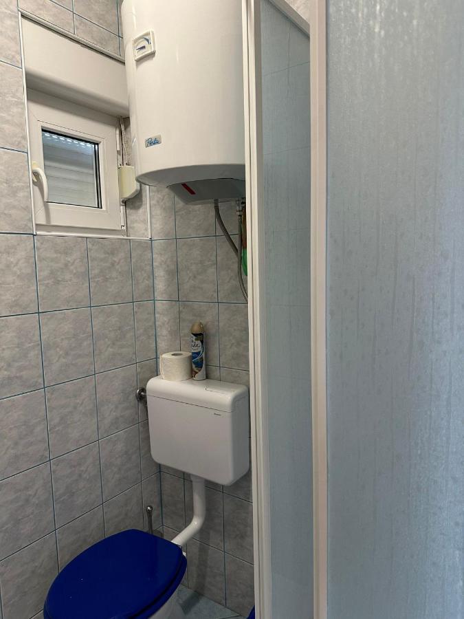 Apartmani Карлобаг Екстер'єр фото